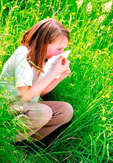 Women with hay fever symptoms