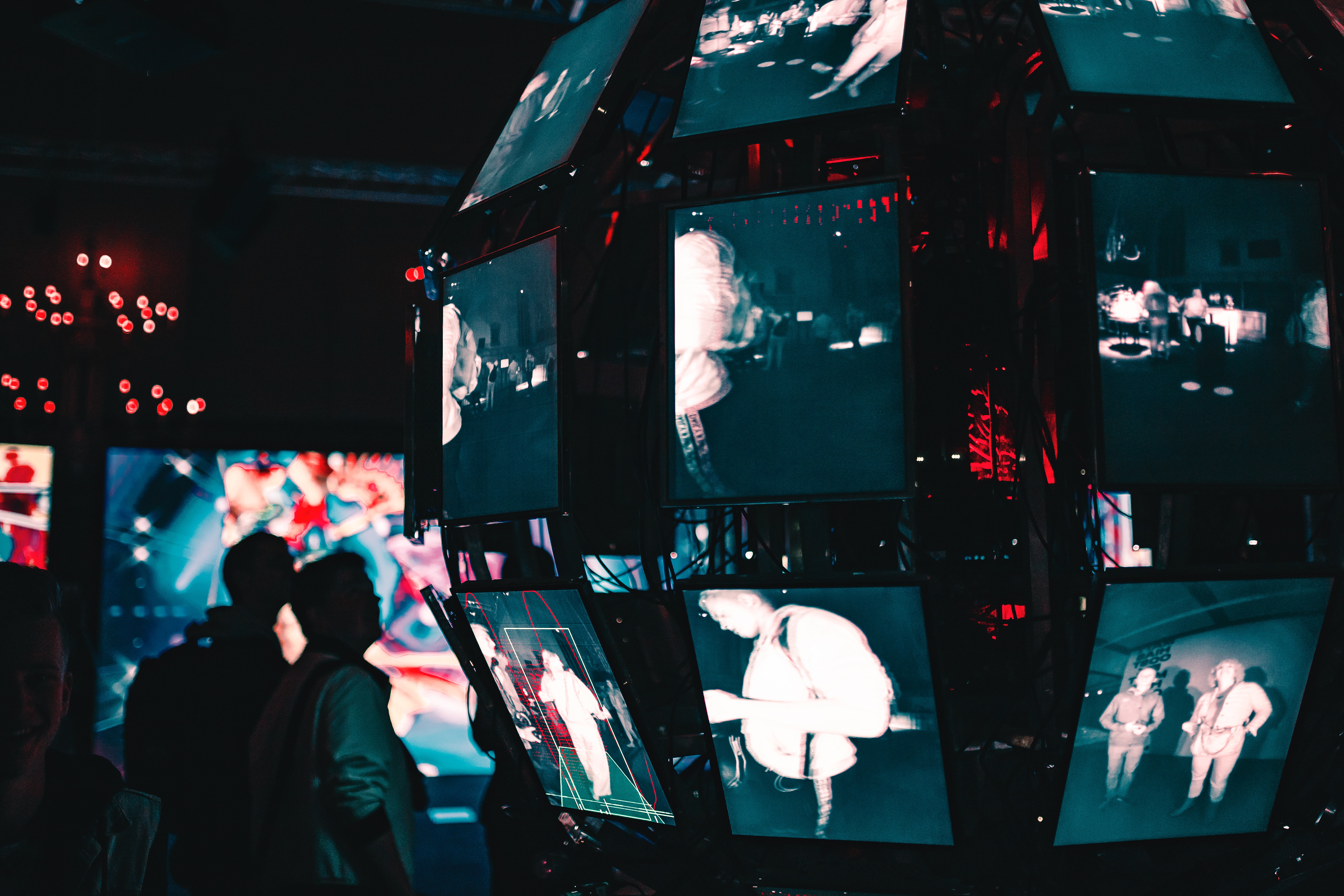 maxim-hopman-IayKLkmz6g0-unsplash data