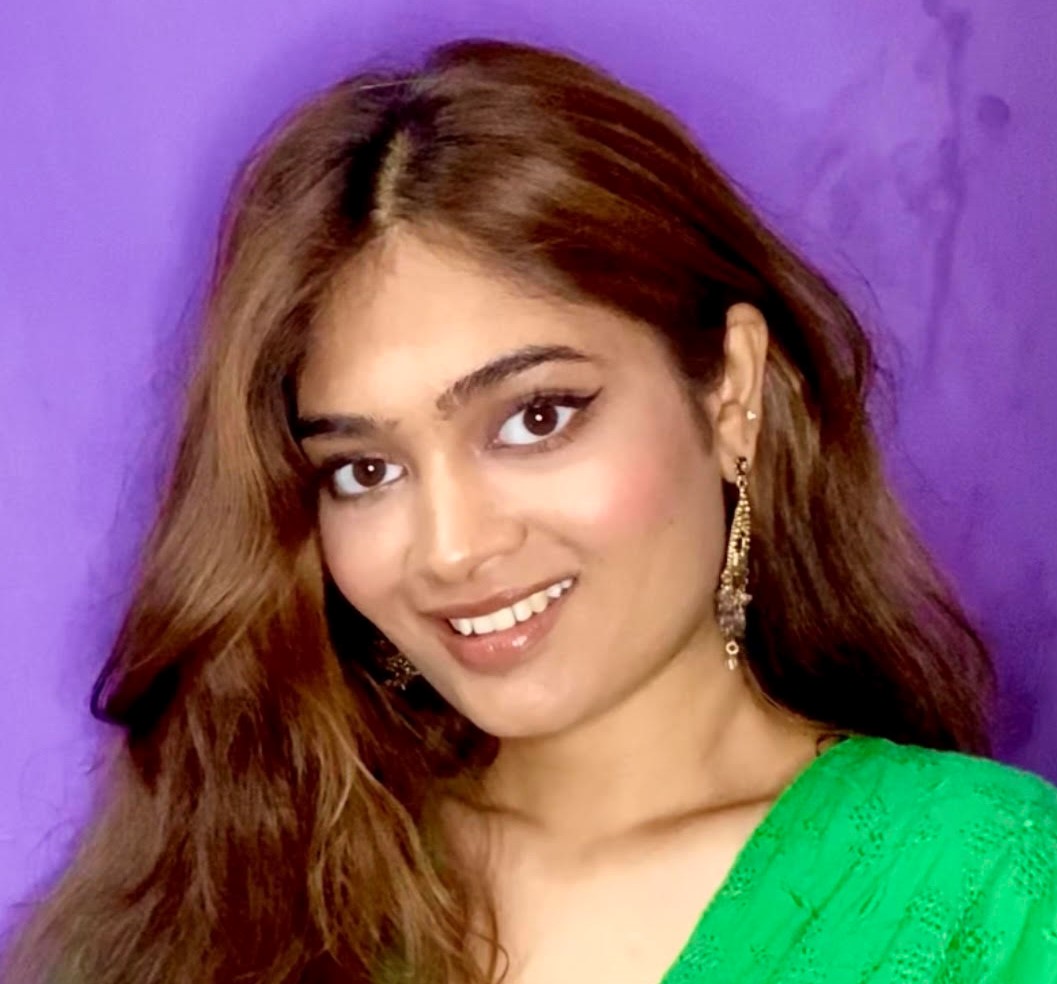 Jahra Jahra smiling at camera
